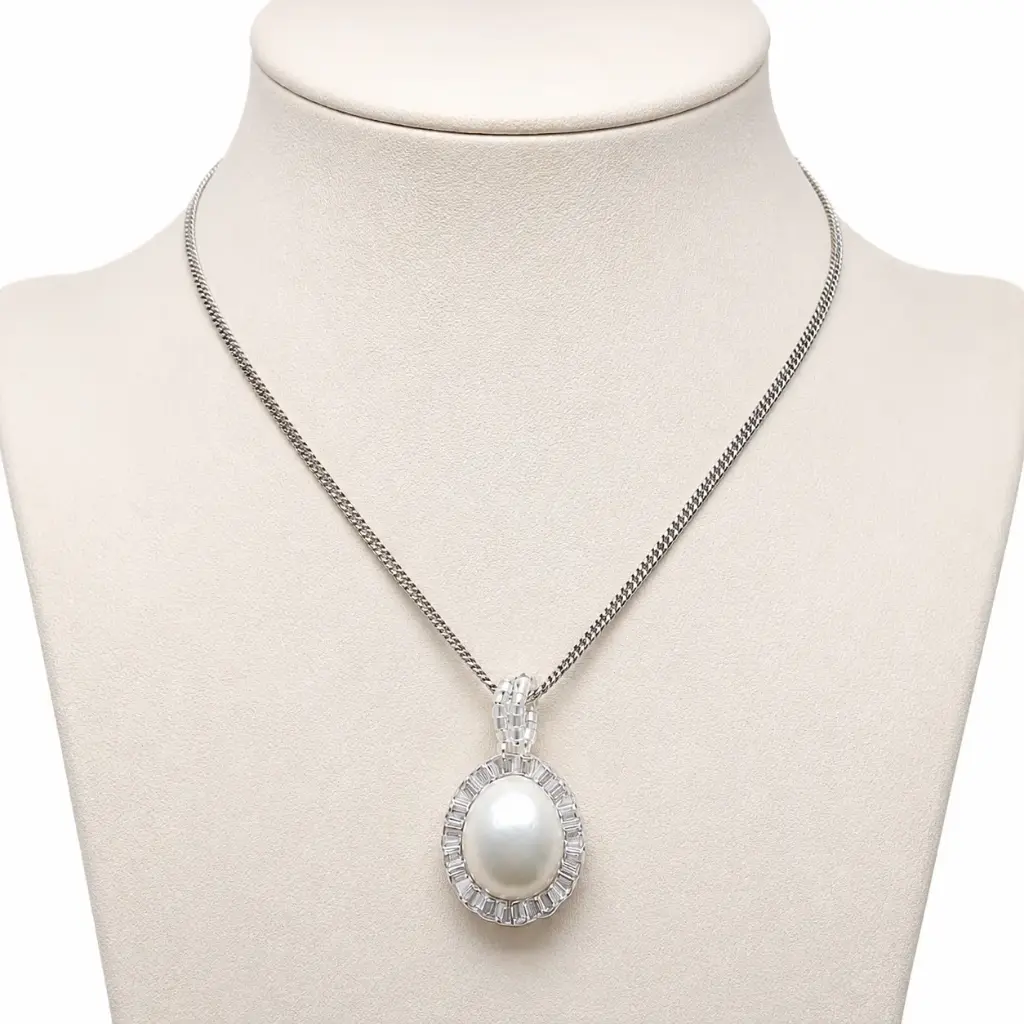 Freshwater pearl necklace 