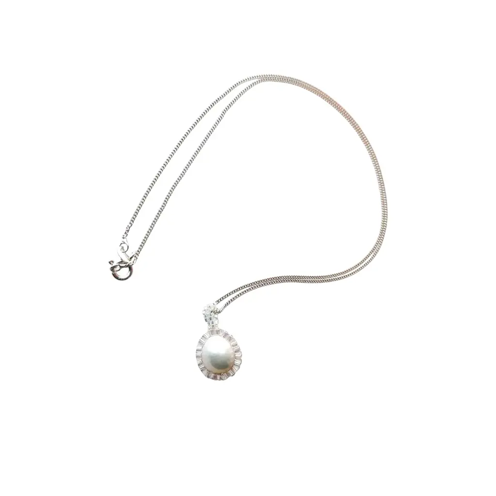Freshwater pearl necklace 